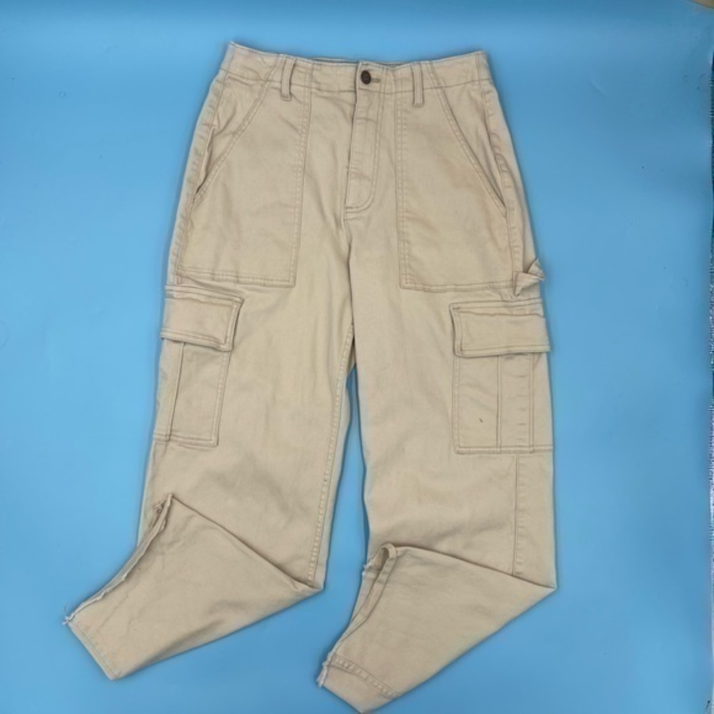 Hollister Cargo Khaki High Rise Pants